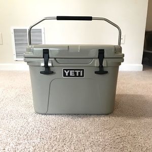 Yeti Roadie 20